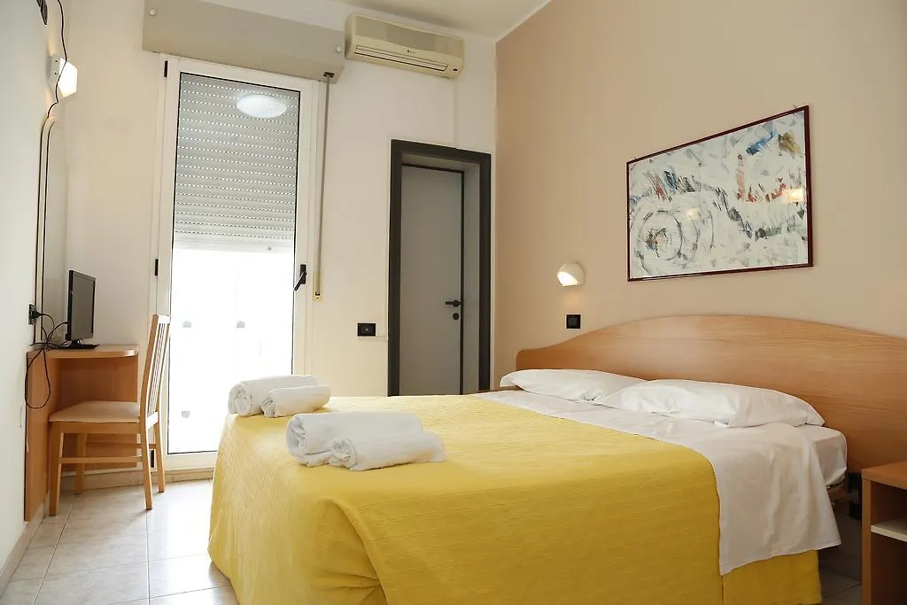 Hotel Villa Dina Rimini 3*,